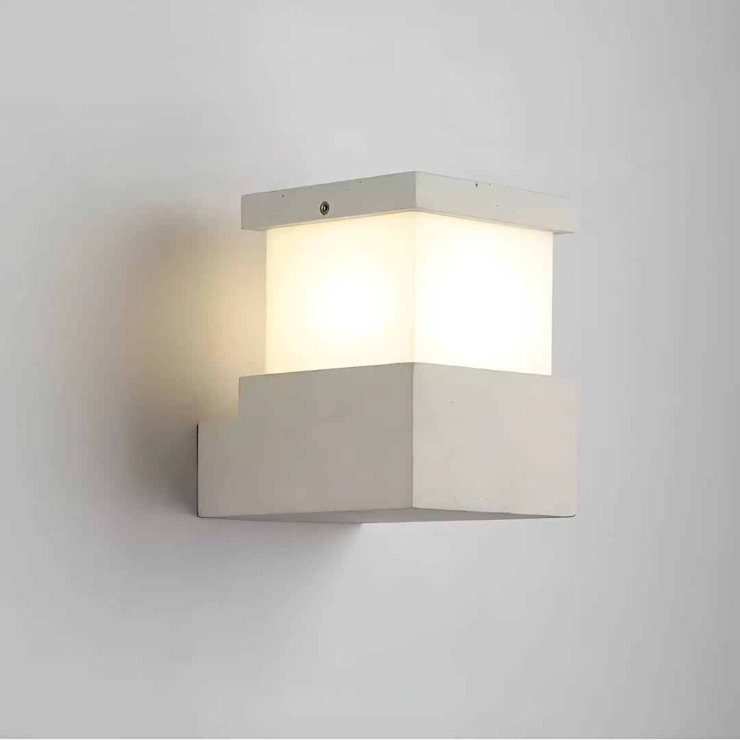 Liora | Outdoor Lamp | Mienel