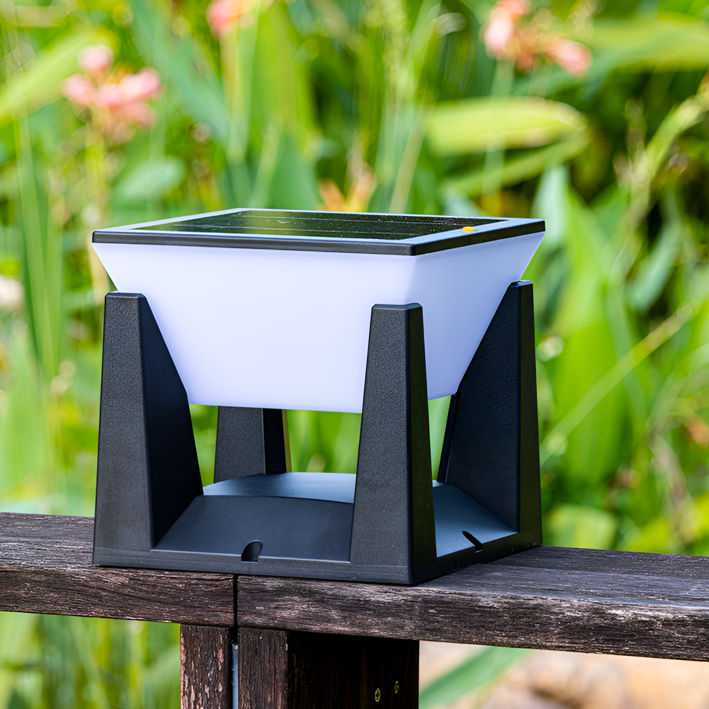 Mienel Nerava Black Square Solar Garden Light Dusk Activated
