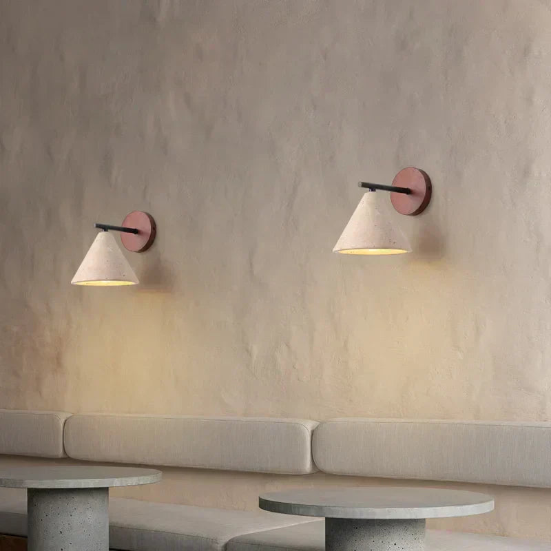 Elara Sconce | Mienel