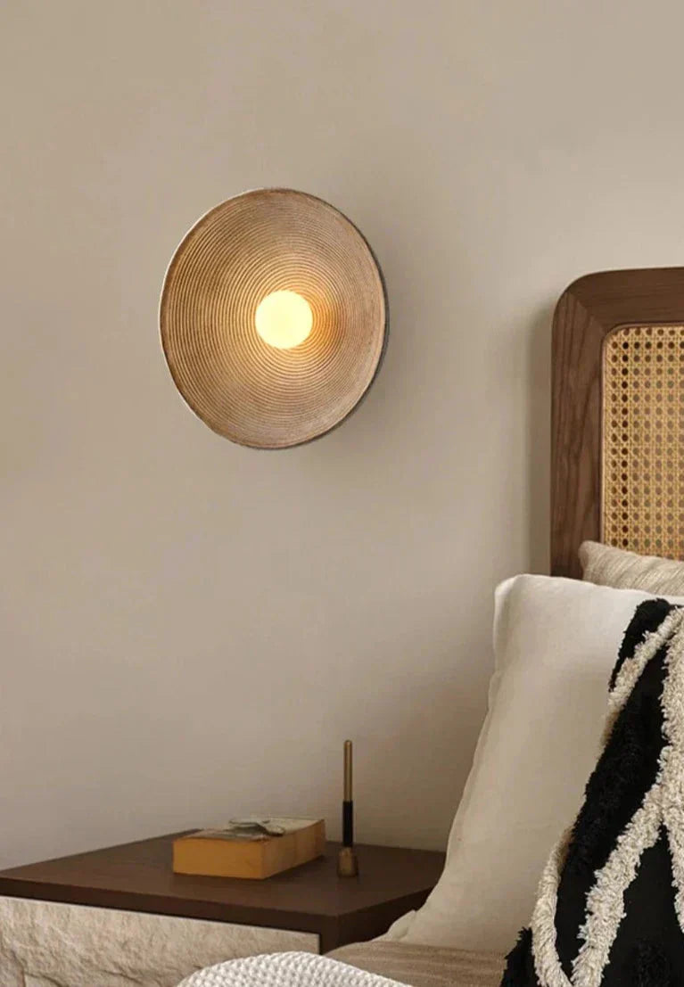 Liora | Wall Lamp Collection | Mienel