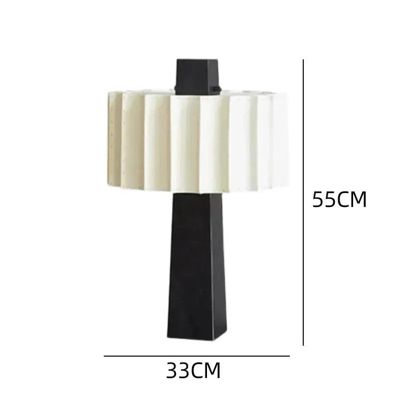 Liora | Table Lamp | Mienel