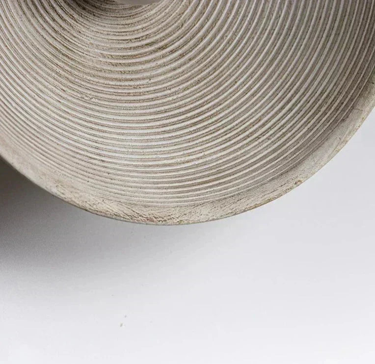 Liora | Wall Lamp Collection | Mienel