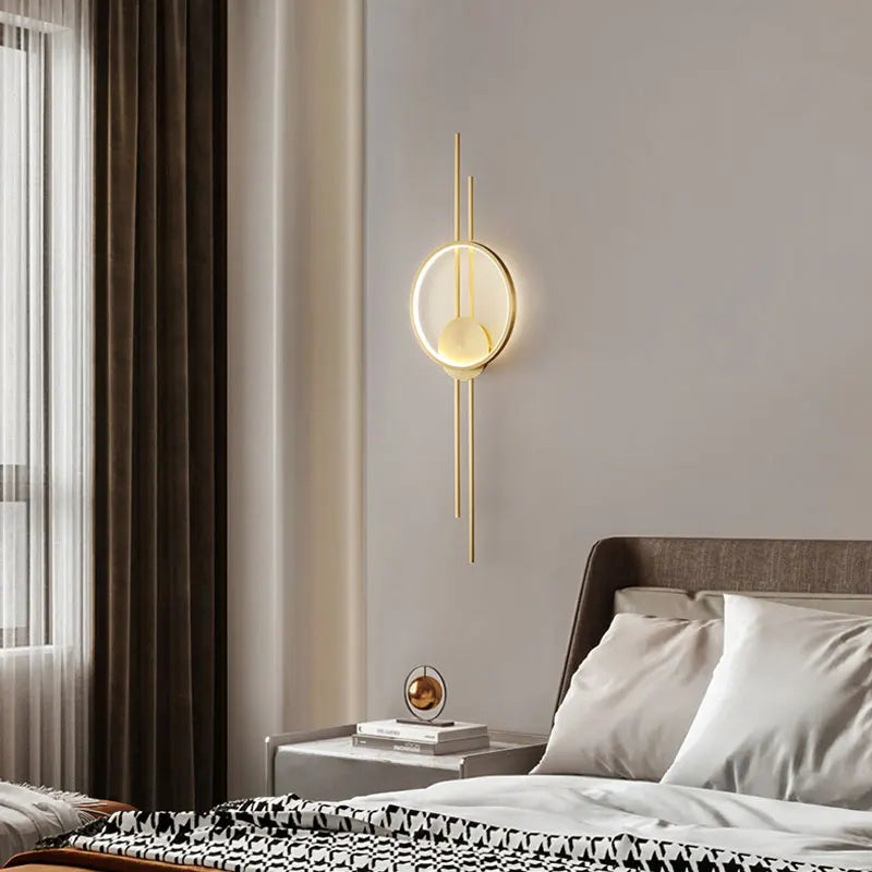 Lampada da parete lineare Asteris Nordic per soggiorno e camera da letto