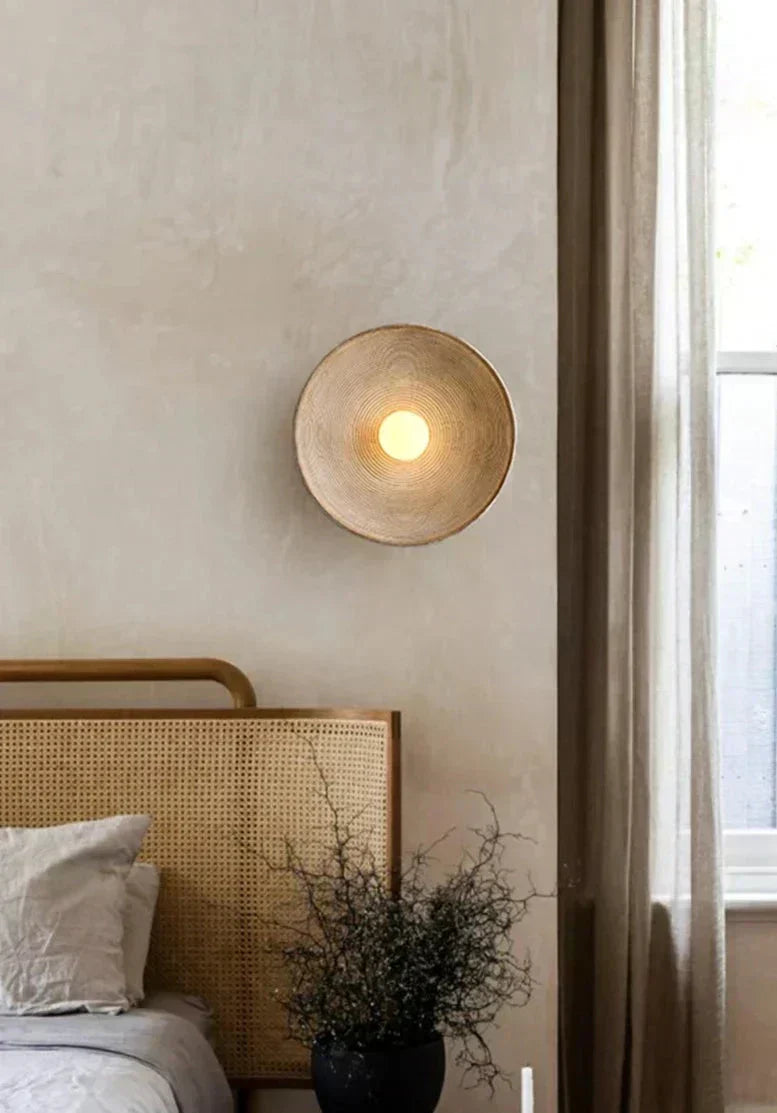 Liora | Wall Lamp Collection | Mienel