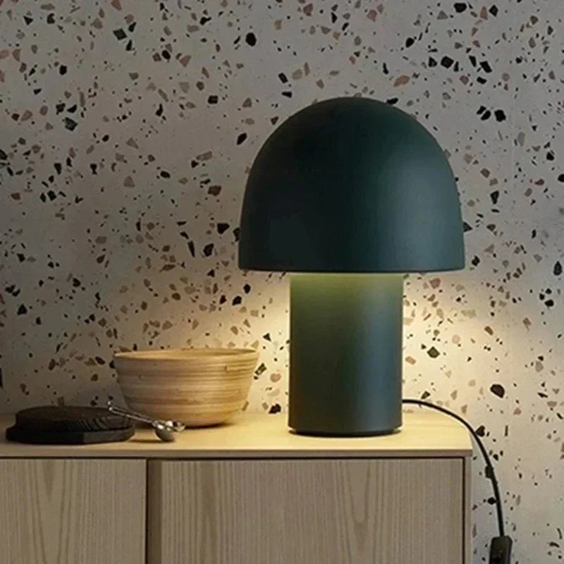 Liora Table Lamp | Mienel