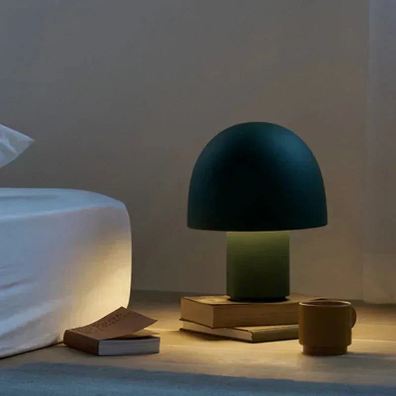 Liora Table Lamp | Mienel
