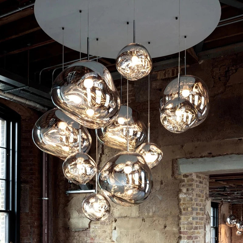 Suspension perle chromée AuroraNord pour glamour nordique